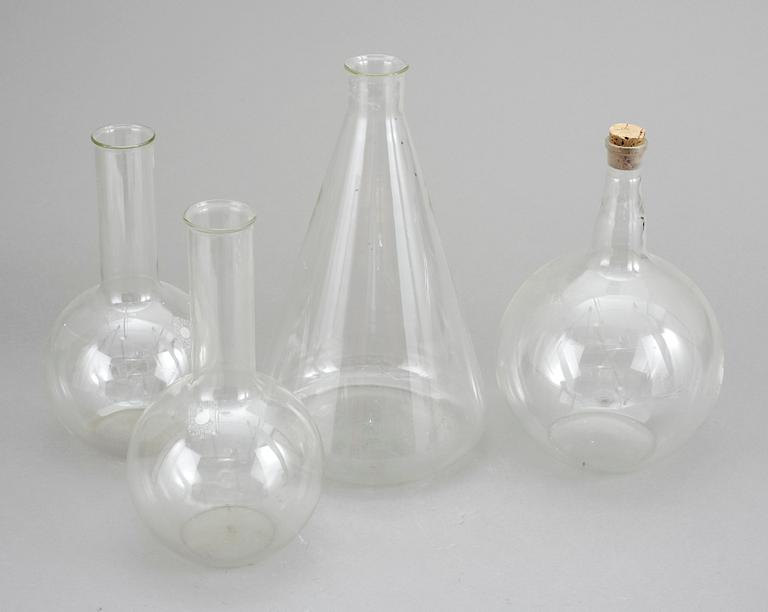 FLASKOR, 4 st, för laboratorium, Schott & Gen, Jenaer Glaswerk, 1900-tal.