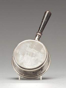 KAROTT MED LOCK, silver CG Hallberg, Stockholm, 1917. Vikt ca 240 g.
