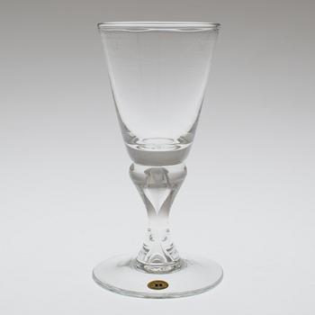 VINGLAS, 12 st, "Slottet", Tomas Harila Carlgren och Lars Sjöberg, Reijmyre Glasbruk.