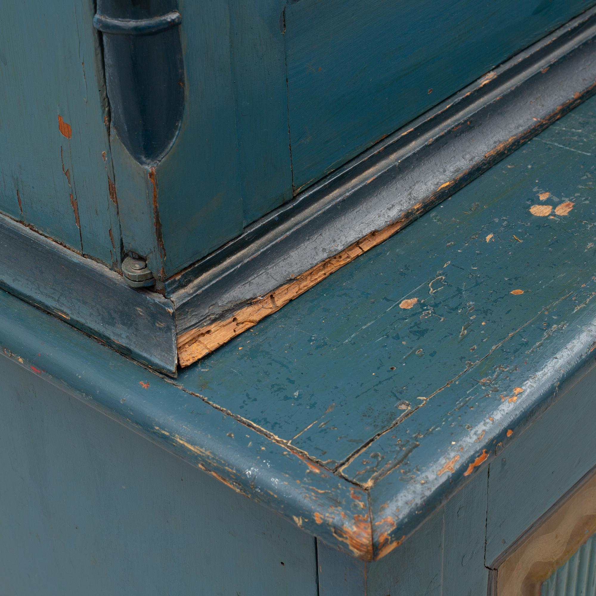 Skåp, allmoge, daterat 1807.