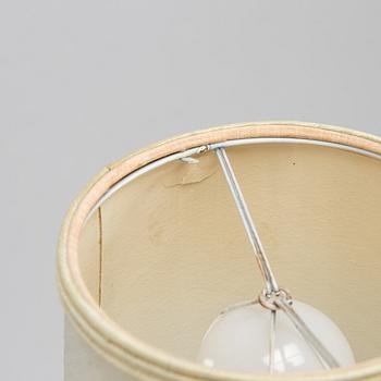 Paavo Tynell, A '9030' chandelier for Taito. Made to order 1950.