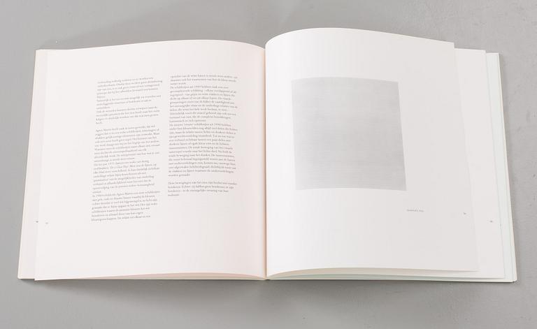 AGNES MARTIN. Paintings and drawings : Stedelijk Museum Portfolio (10 lithographs). 1990.