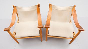 FÅTÖLJER, 1 par, 1900-talets andra hälft.