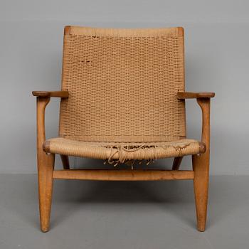 KARMSTOL, "CH 25", Hans J. Wegner, Carl Hansen, Danmark, 1900-talets slut.