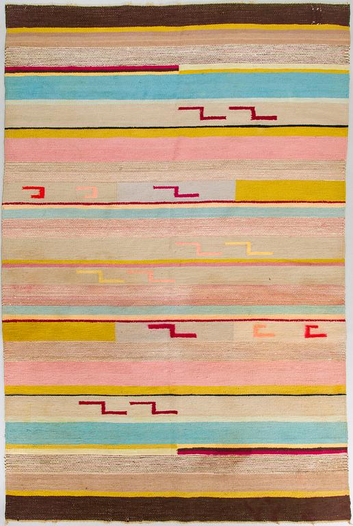 Elsa Kallio, A 1930's flat weave carpet for Kotilieden aitta. Circa 285 x 190 cm.