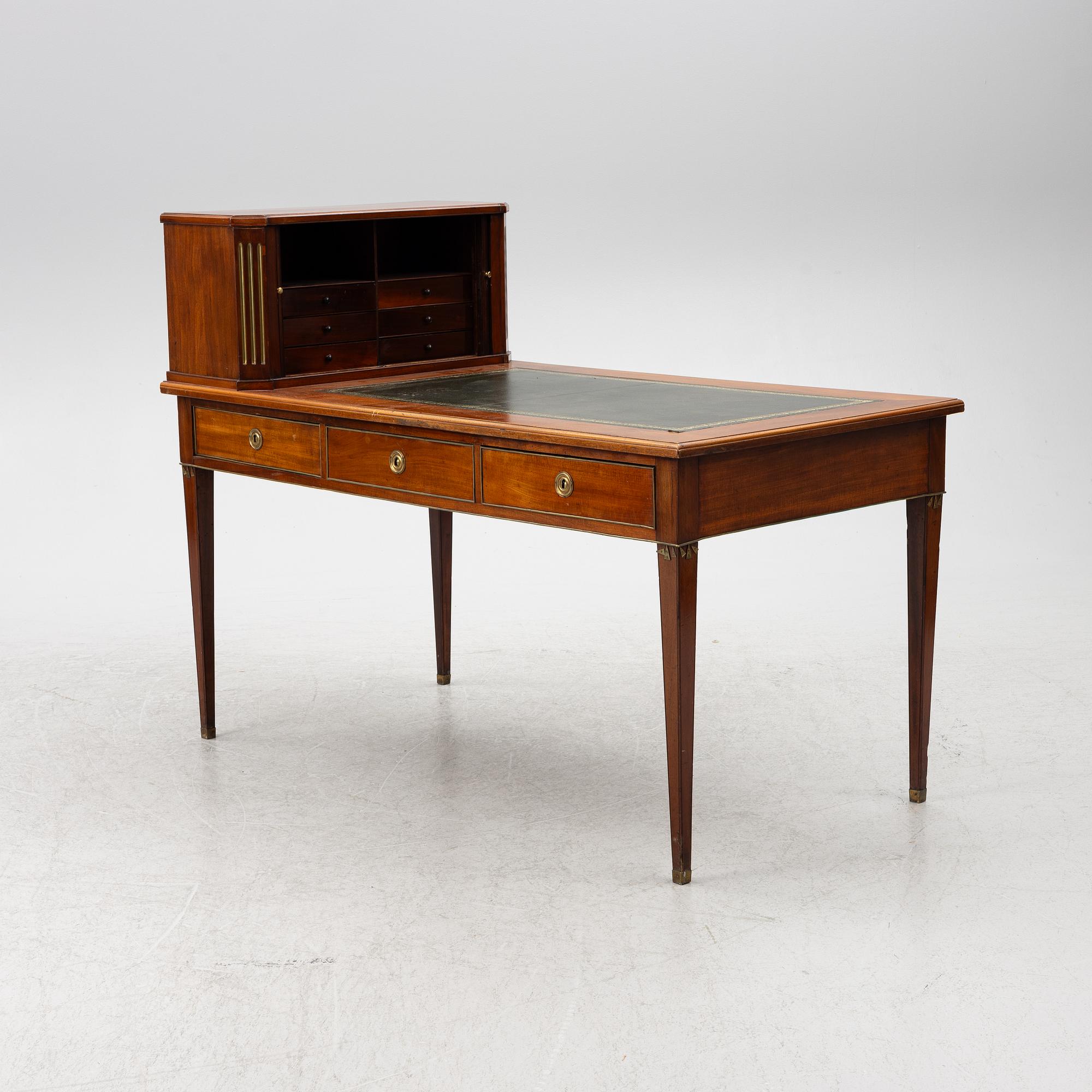 A late Gustavian desk, circa 1800.