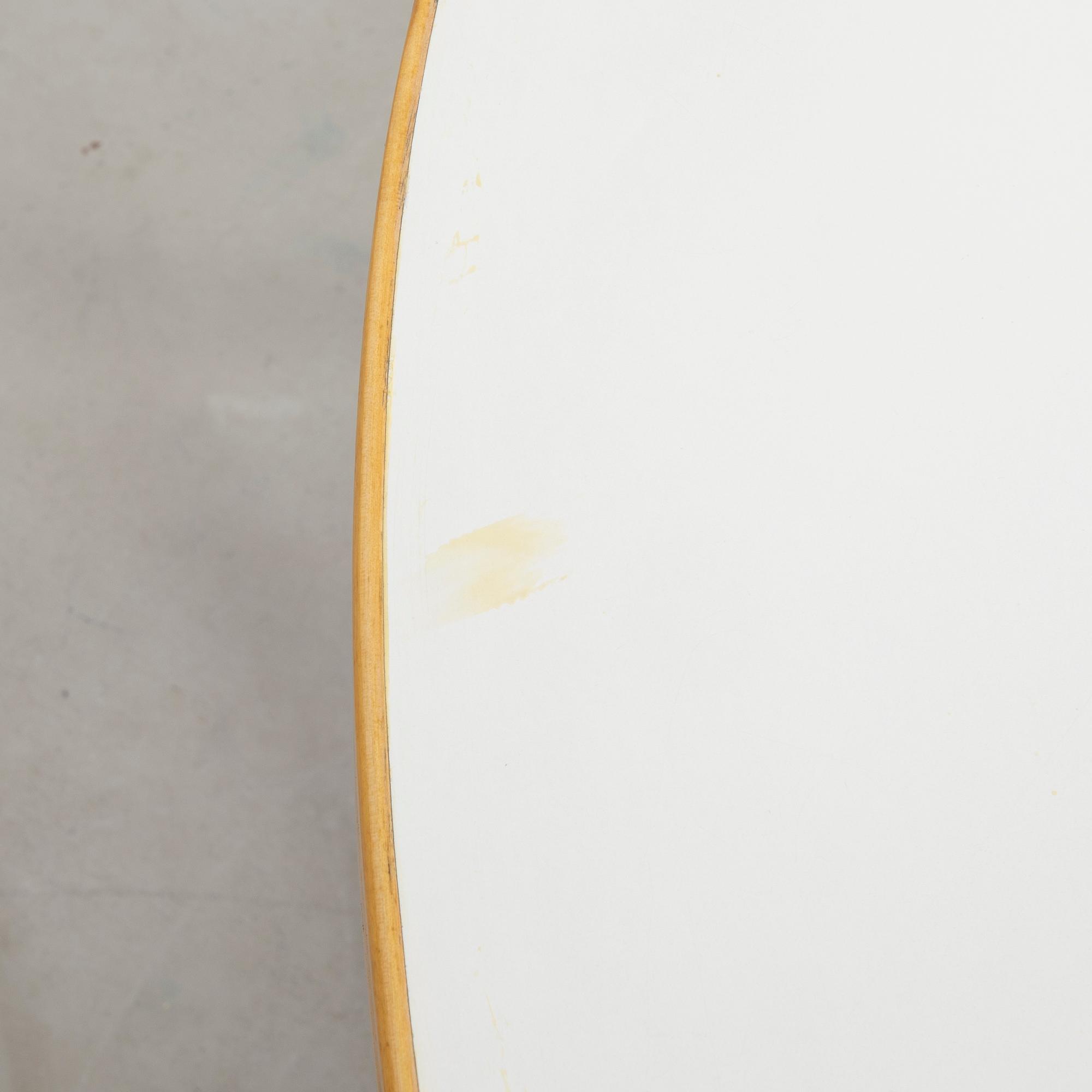 Alvar Aalto, matbord, modell 91, Artek, Finland, sent 1900-tal.