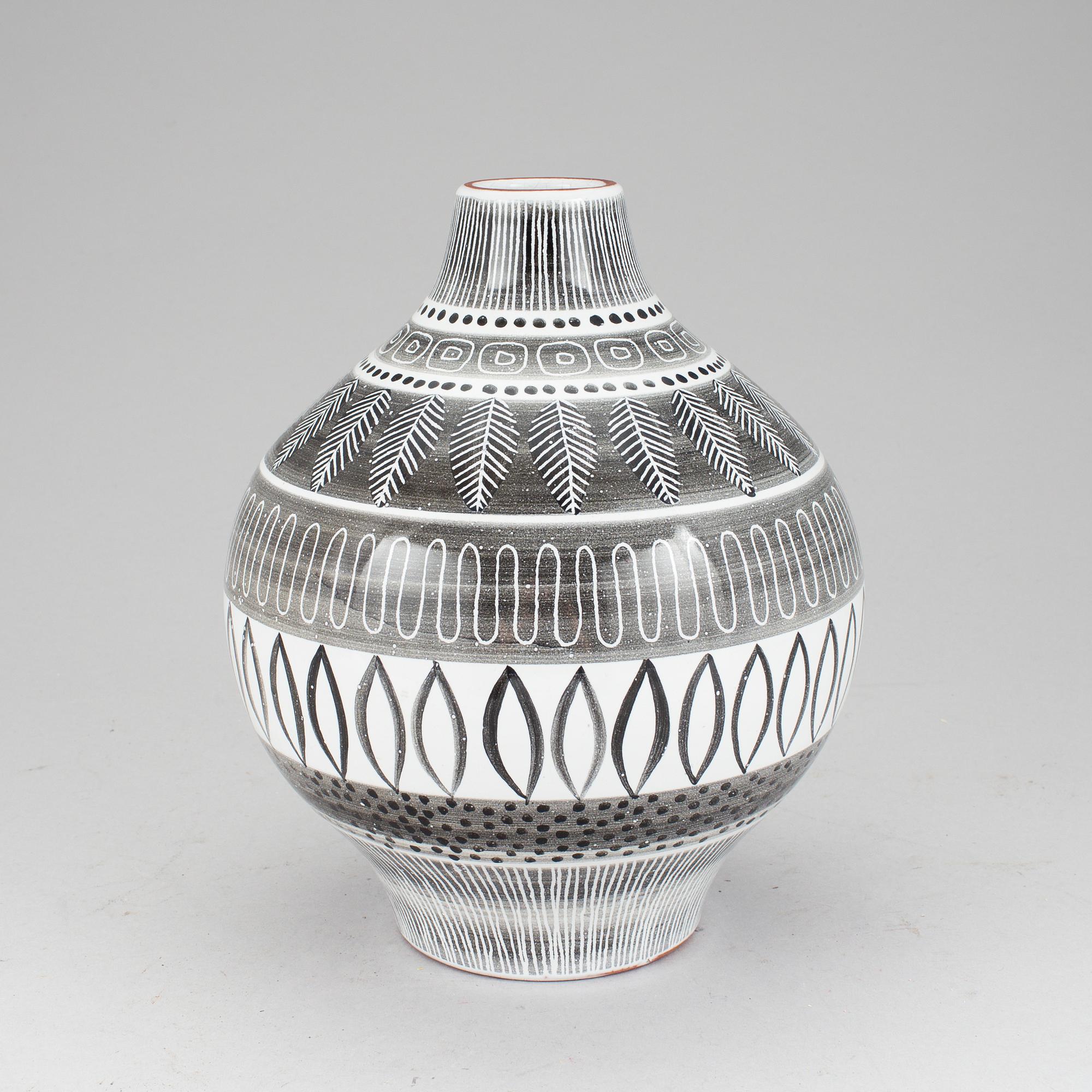 A ceramic vase "Grafika" by Ingrid Atterberg for Upsala-Ekeby, 1950s.