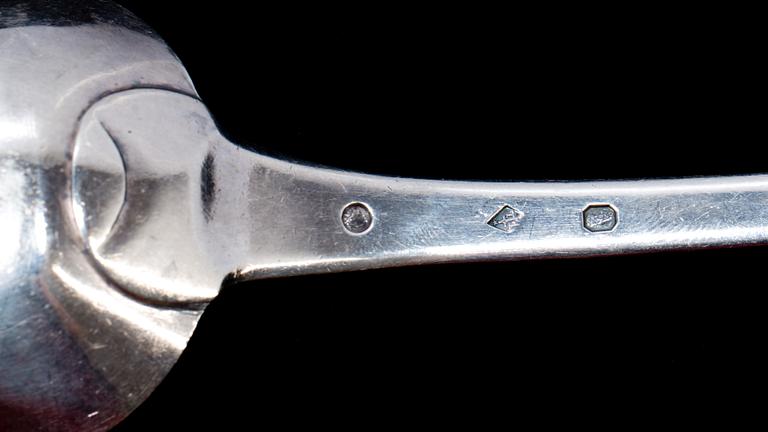 RAGUSKED, silver. Frankrike. 155g.