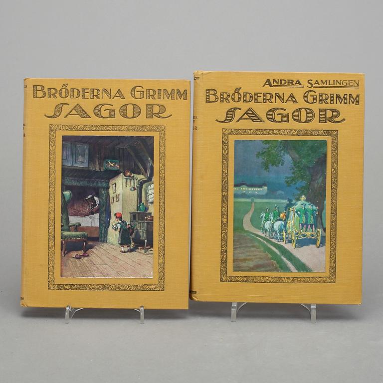 BÖCKER, 2 st. Bröderna Grimm Sagor, Andra samlingen, Åhlen och Åkerlunds Förlag, 1927. Första och andra delen.