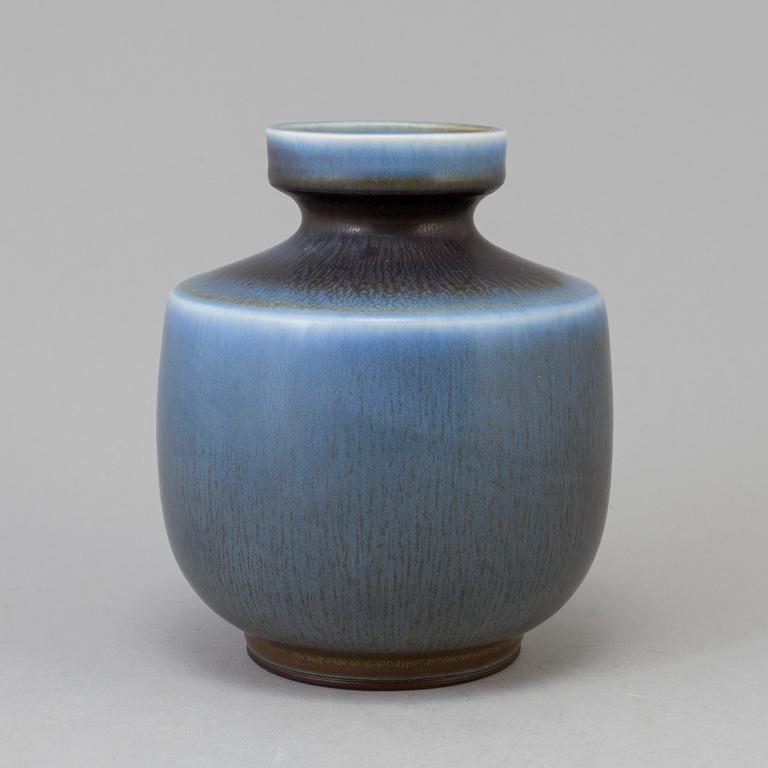 A Berndt Friberg stoneware vase, Gustavsberg studio.