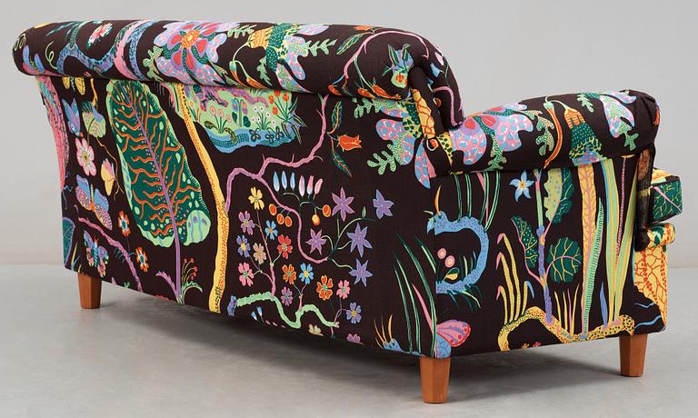 A Josef Frank three seated sofa, Svenskt Tenn.