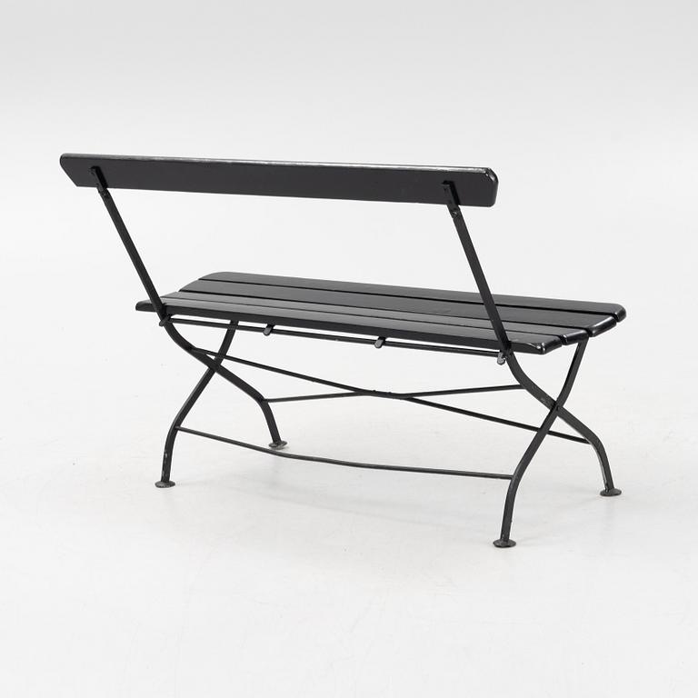 A 6-piece garden group, Byarums Bruk, second half of the 20th Century.