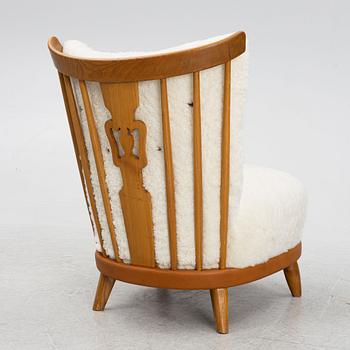 A mid-20th Century armchair.