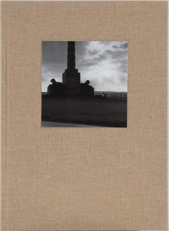 Gerry Johansson, silvergelatinfotografi + bok, bok signerad, daterad 2007, numrerad 3/25.