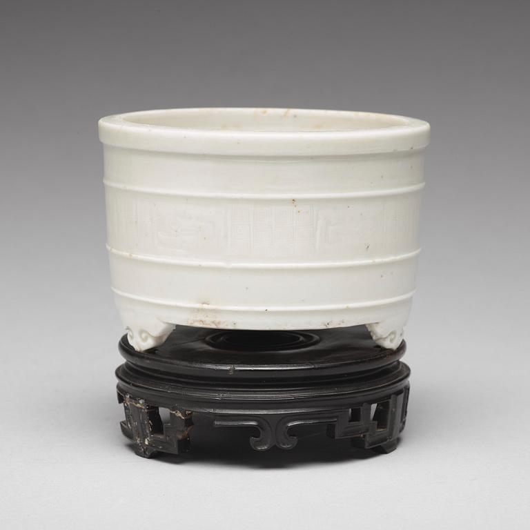 A blanc de chine censer, Qing dynasty, Kangxi (1662-1722).