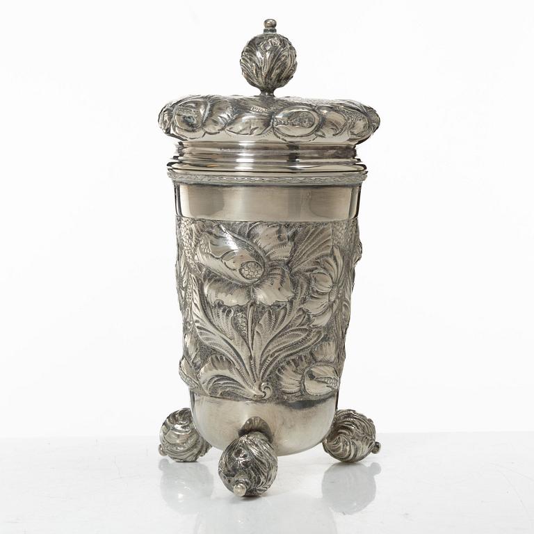 Lockpokal, silver, barockstil, svensk importstämpel, 1900-tal.