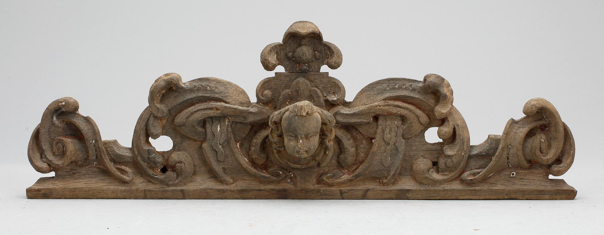 TRÄPANELER, 6 st, snidat trä, bl.a 1600-tal.