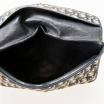 CHRISTIAN DIOR, KAKSI VINTAGE LAUKKUA JA VYÖ.