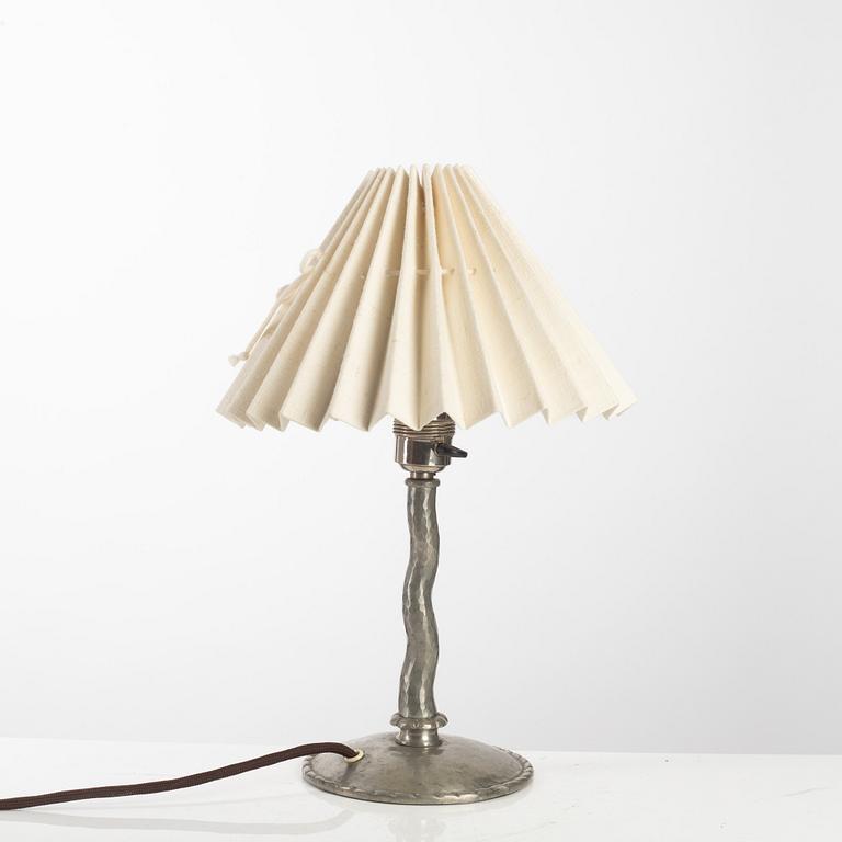 Harald Notini, a table lamp model "6892", Arvid Böhlmarks Lampfabrik, Stockholm 1920s.