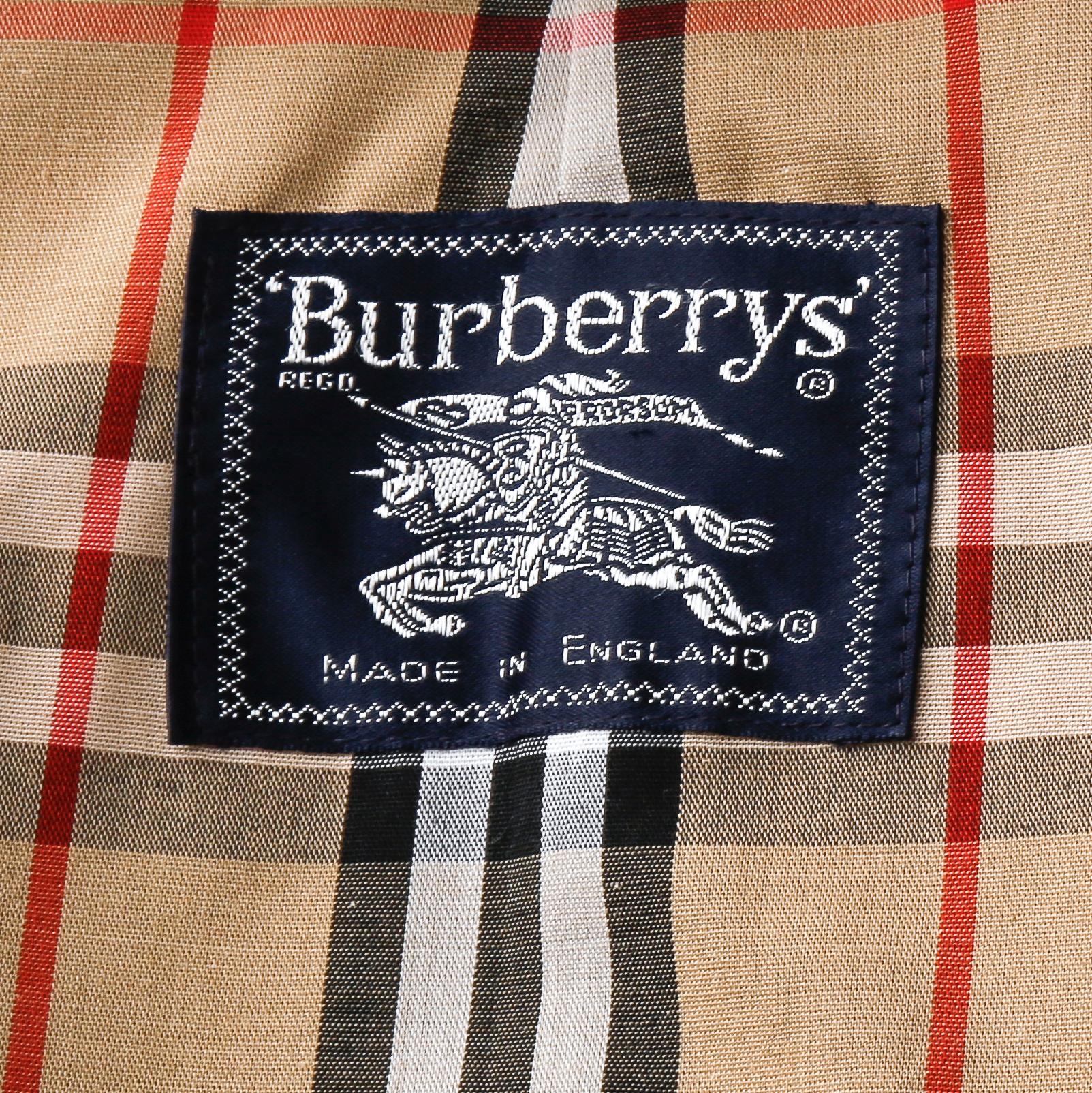 TRENCHCOAT, Burberry.