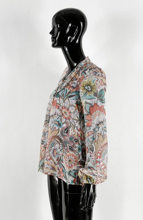 BLUS, Etro, Italien.