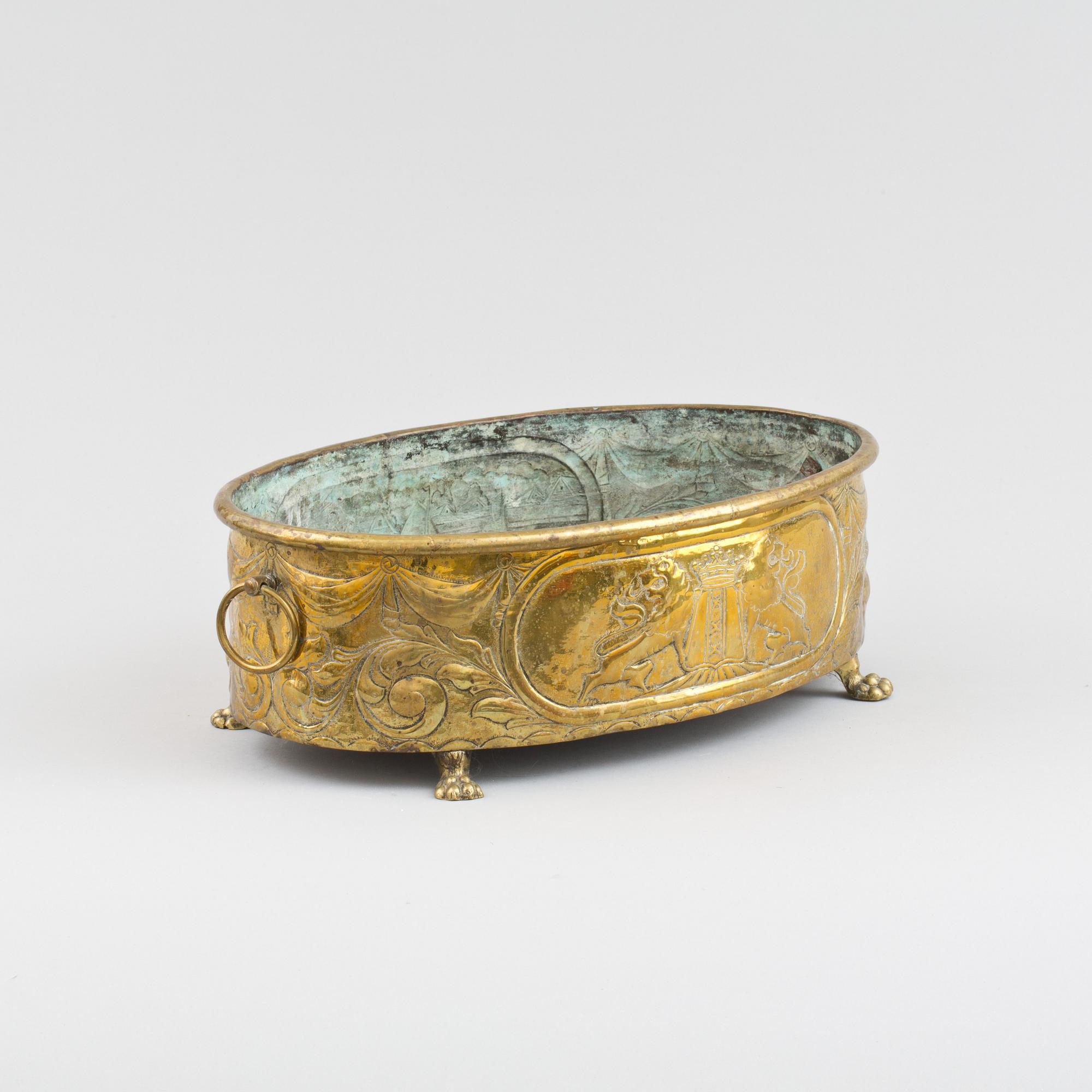 YTTERFODER, mässing. 1800-talets slut.