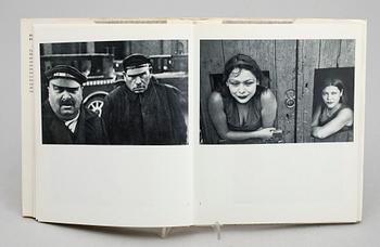 BOK, "Photographs", av Henri Cartier-Bresson.