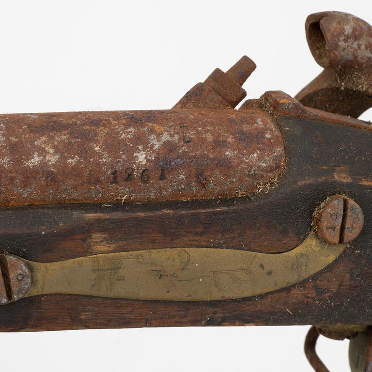 A Swedish percussion rifle, navy pattern 1845.