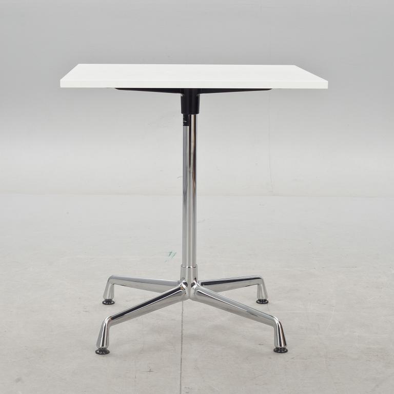 BORD, Charles & Ray Eames, Vitra, 1900-talets andra hälft.