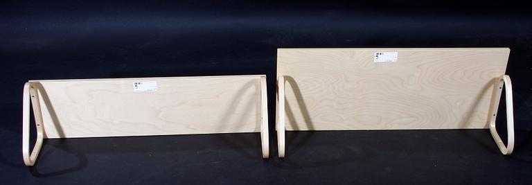 KONSOLHYLLOR, 2 st, Alvar Aalto för Artek.