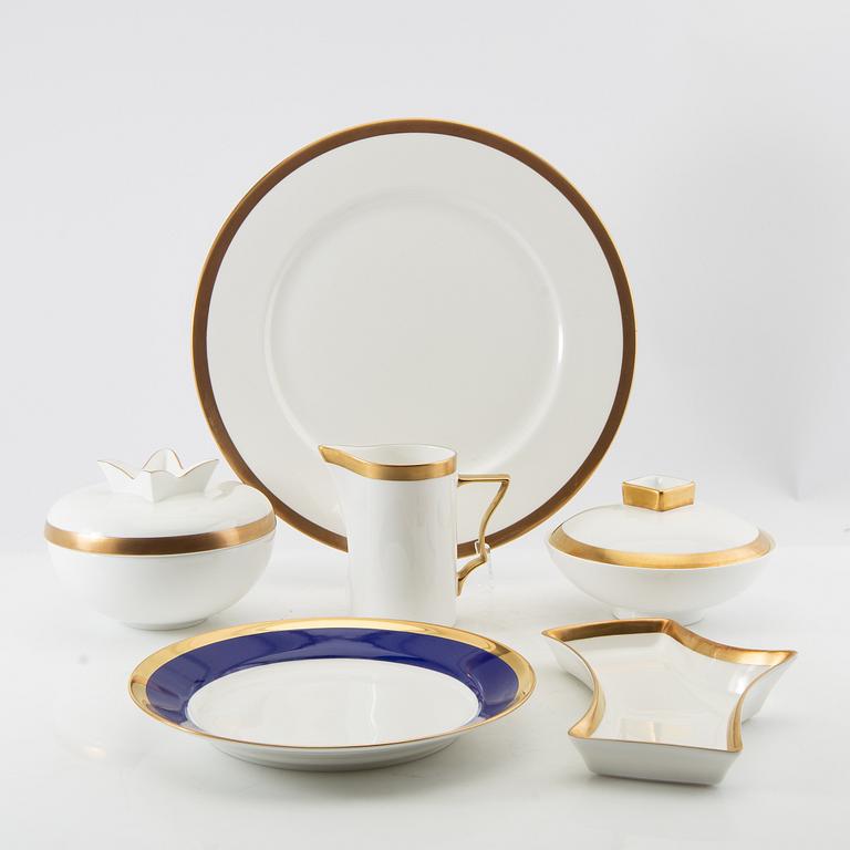 Karin Björquist, servis 27 dlr "Nobel"  Rörstrand porslin sent 1900-tal.