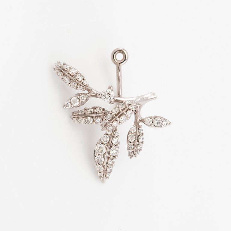 Ole Lynggaard, "Winter Frost" pendant in 18K white gold with round brilliant-cut diamonds, designed by Charlotte Lynggaard.