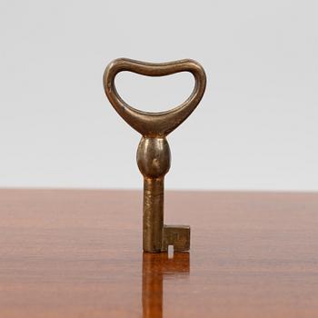 Nils Strinning, a 'Continental' shelf, mid-20th century.