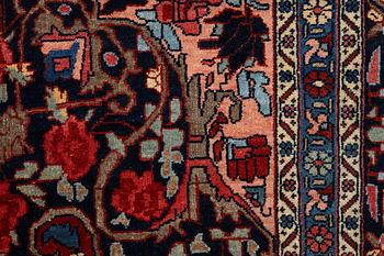 A semi-antique Bidjar carpet, c. 356 x 266 cm.
