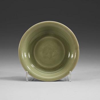 1278. A small celadon glazed dish, Ming dynasty (1368-1644).