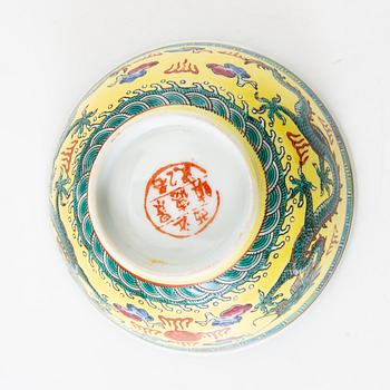 Service pieces, 36 pcs, China, 20th century.