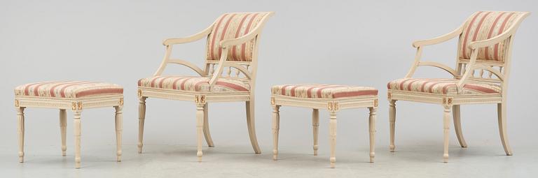 KARMSTOLAR SAMT FOTPALLAR, två par, Gustaviansk stil, omkring sekelskiftet 1900.