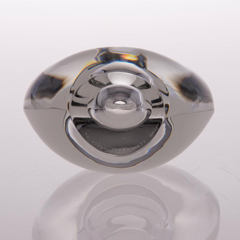 TIMO SARPANEVA, glasskulptur, "Sittande fågel", signerad Timo Sarpaneva, Iittala -56.