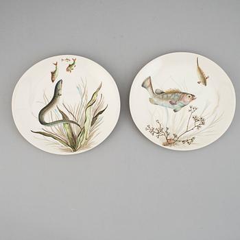 a 71 piece porcelain 'Fish' table ware by Johnson Bros England.