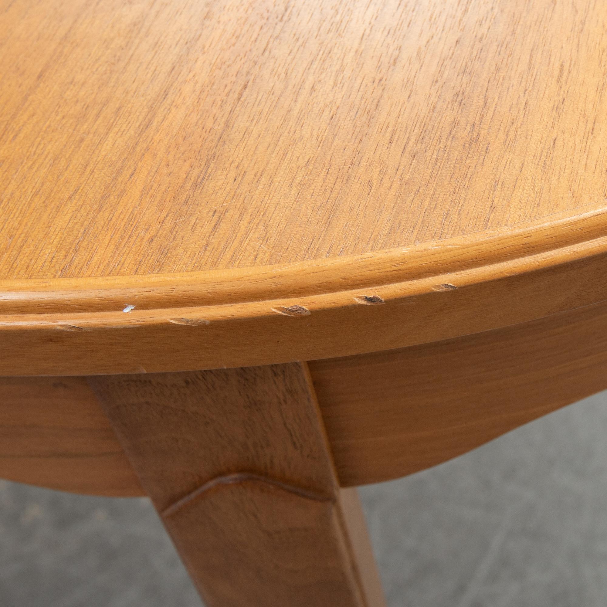 An 'Ambassador' dining table by Carl Malmsten, Åfors.