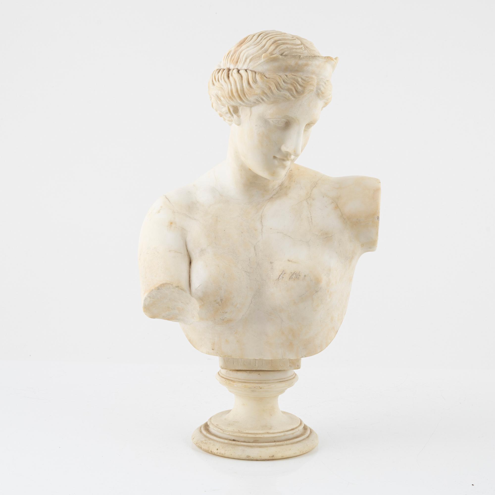 Byst, alabaster, omkring 1900.