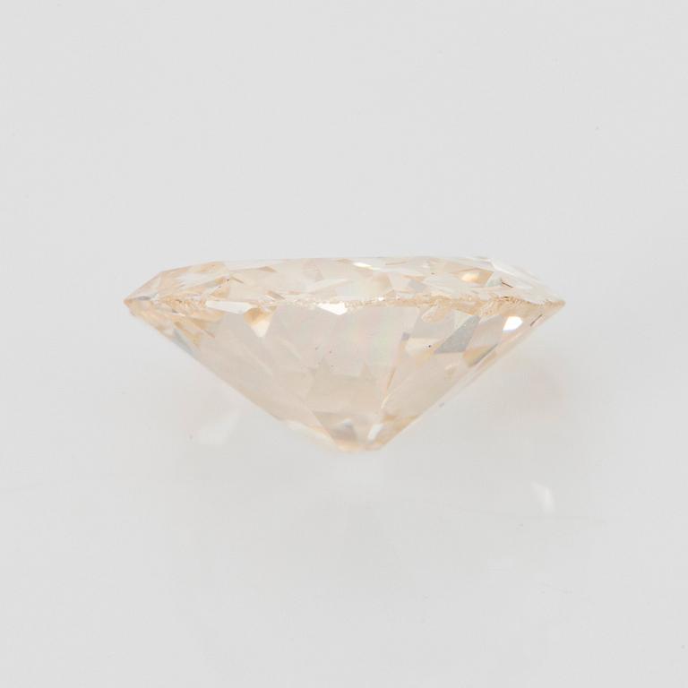 En lös gammalslipad diamant 2.35 ct kvalitet ca L/M i.
