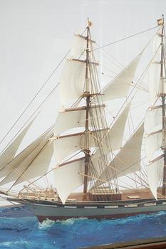 A ship model from around the year of 1900.