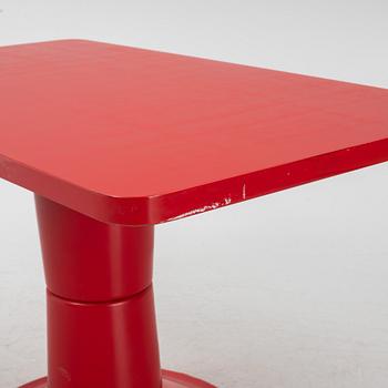 Yrjö Kukkapuro, a 'Saturnus' table, Haimi, Finland, 1970's.