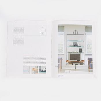 An "Ubiqua"  Porada shelf system. Design T. Colzani. 2000's.
