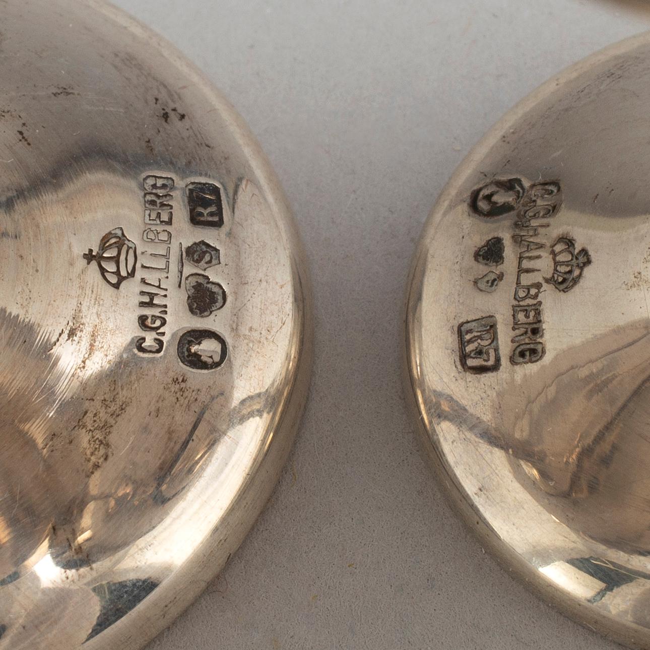 C G HALLBERG, cocktailglas & snapsglas, 12+10 st, silver, Stockholm, 1918-1919.