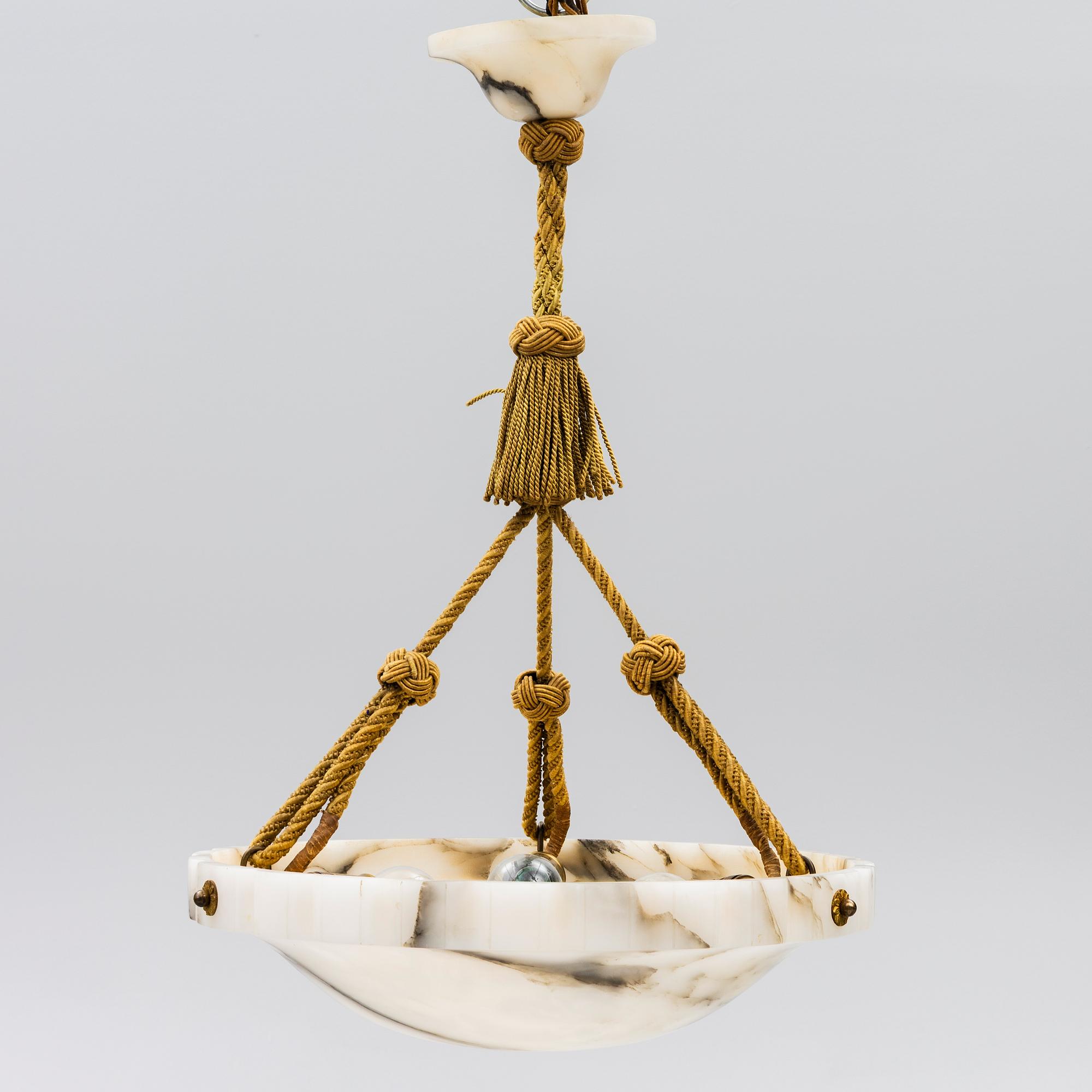 Taklampa, 1900-talets första hälft.