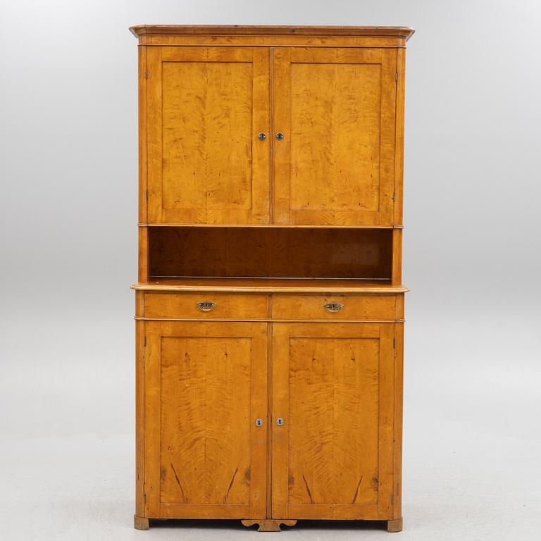 Skåp, Karl-Johan, 1800-talets mitt.