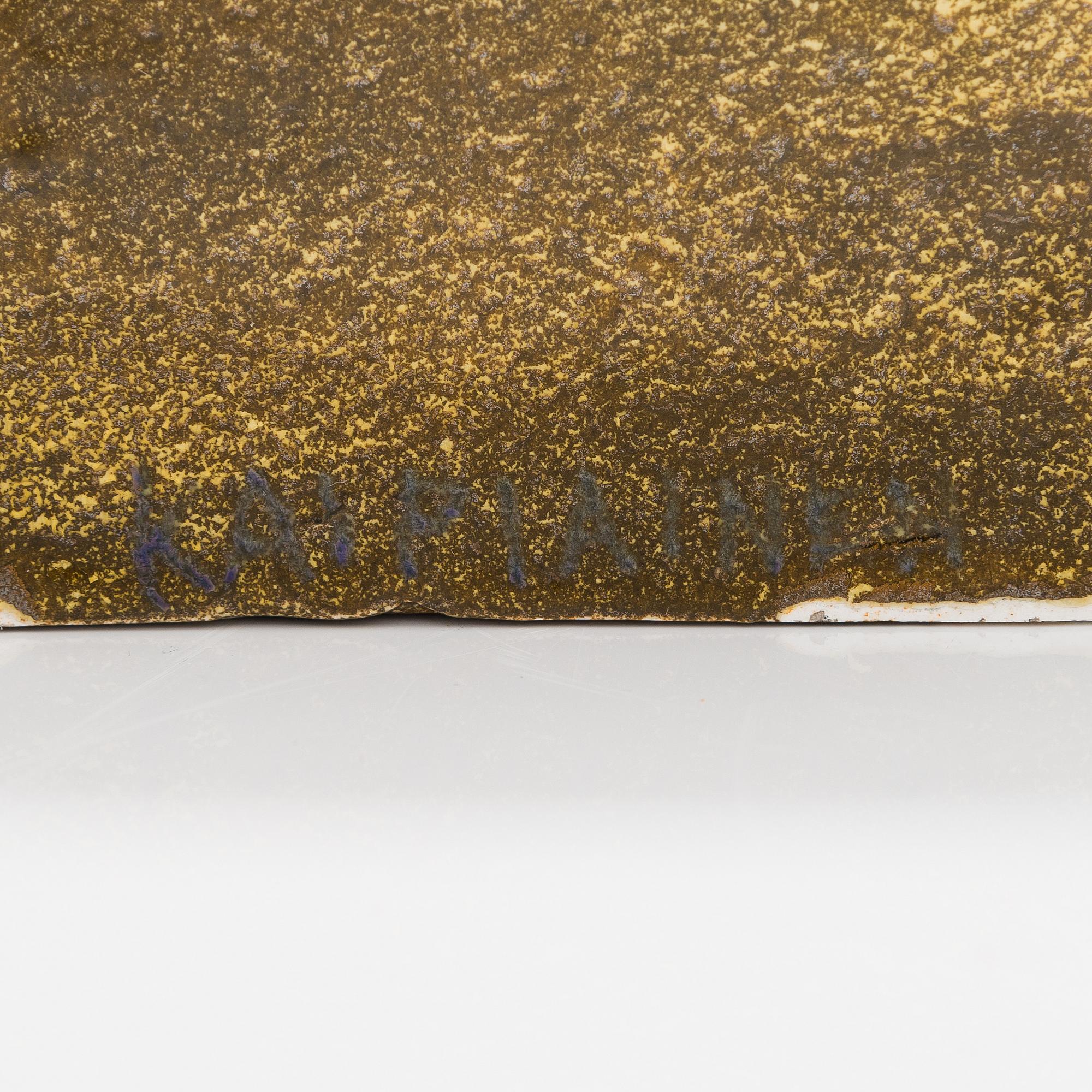 Birger Kaipiainen, a stoneware decorative bowl signed Kaipiainen.